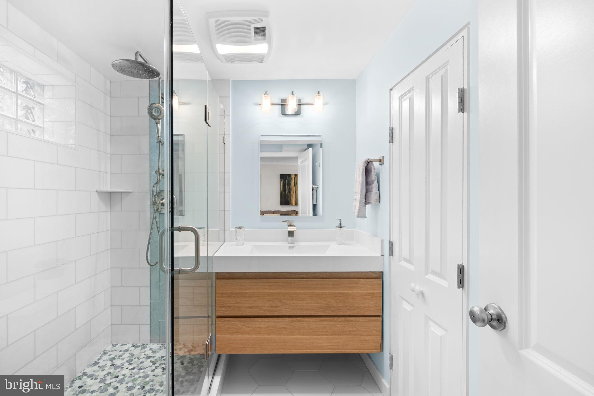 2001 Rookwood Road Silver Spring, MD 20910 - Photo 29 of 36