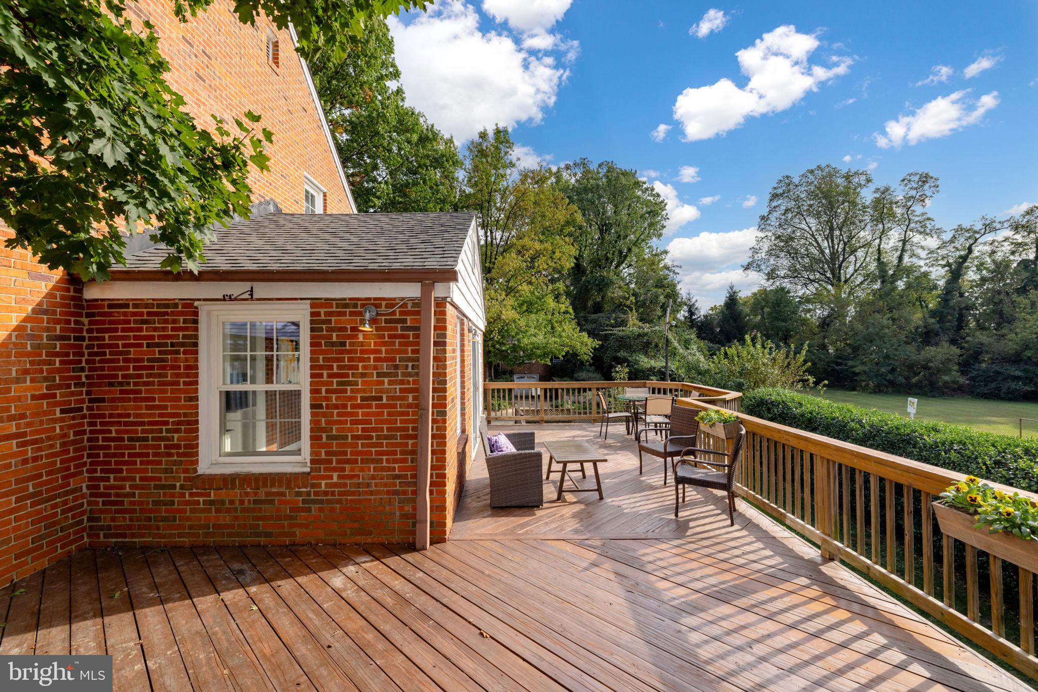 2001 Rookwood Road Silver Spring, MD 20910 - Photo 33 of 36