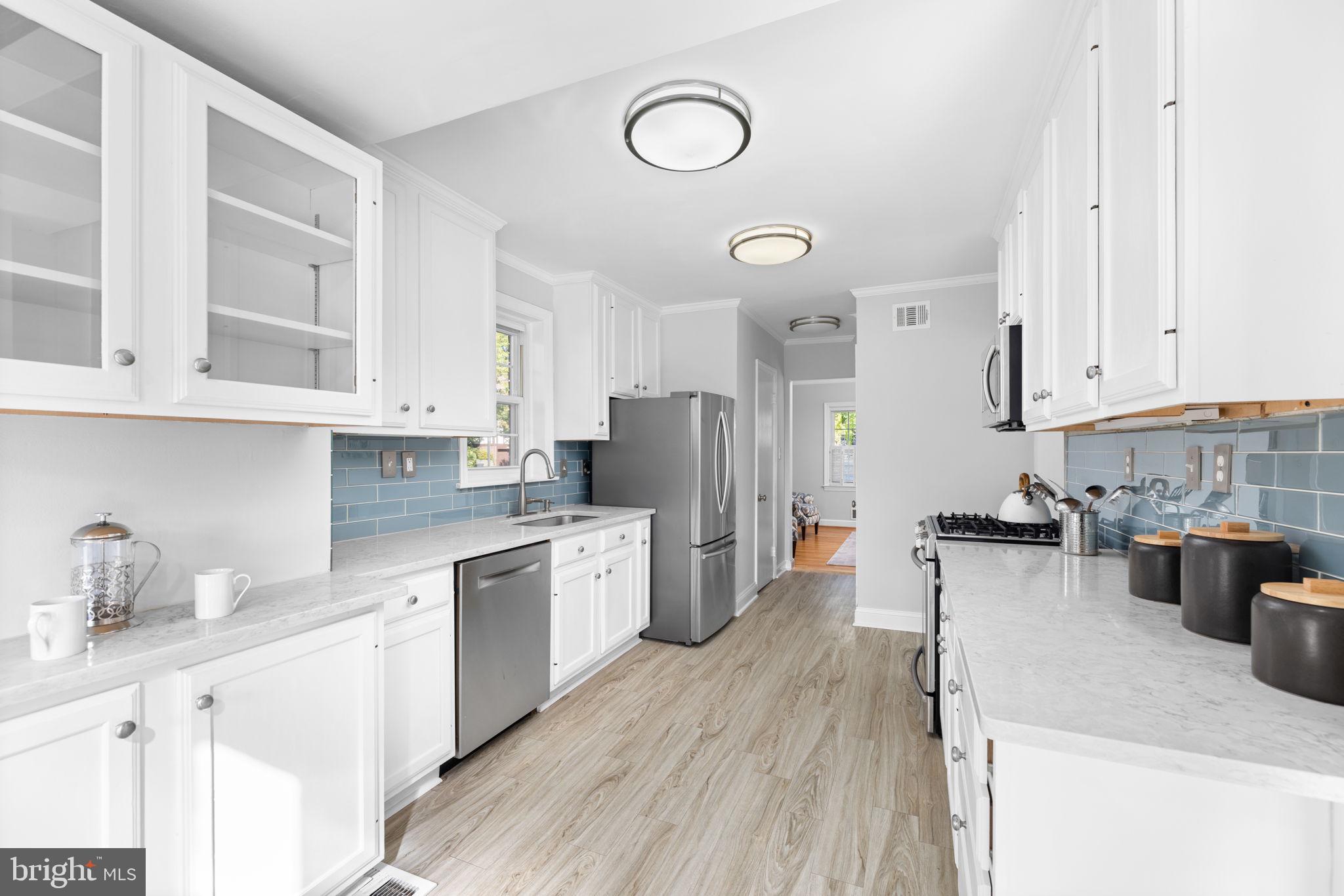 2001 Rookwood Road Silver Spring, MD 20910 - Photo 7 of 36