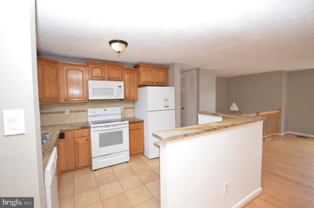 $3,500 | 7011 Vantage Drive, Alexandria, VA 22306