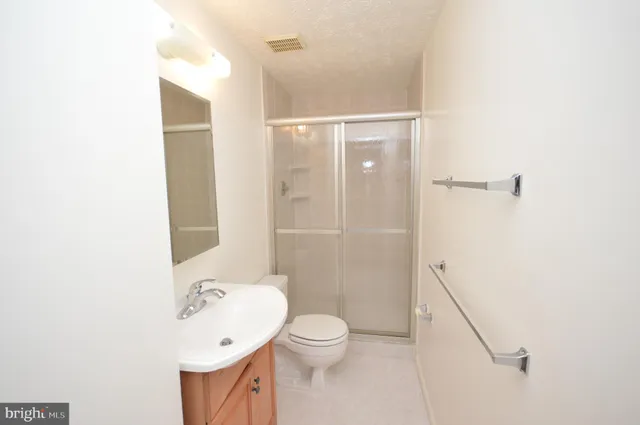 $3,500 | 7011 Vantage Drive, Alexandria, VA 22306