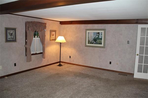 83 Old Barn Road West Springfield, MA 01089 - Photo 13 of 17 Gallery Image 13