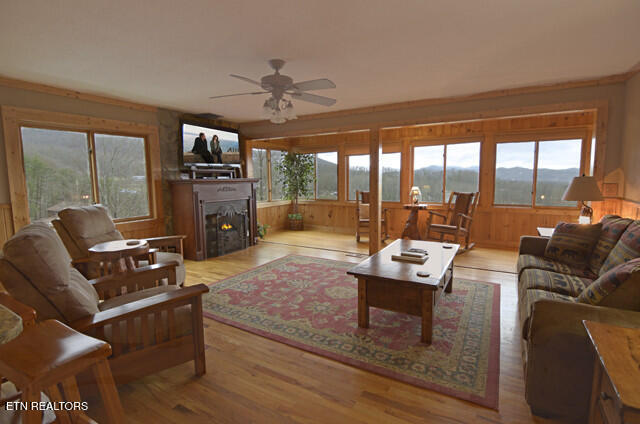 3746 Swearingen Way Sevierville, TN 37862 - Photo 12 of 56 Living room