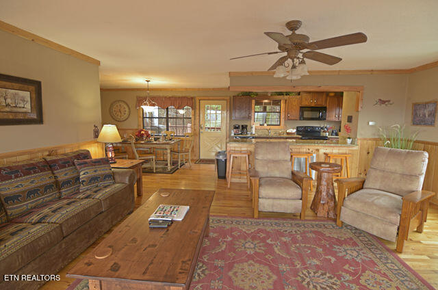 3746 Swearingen Way Sevierville, TN 37862 - Photo 7 of 56 Living room