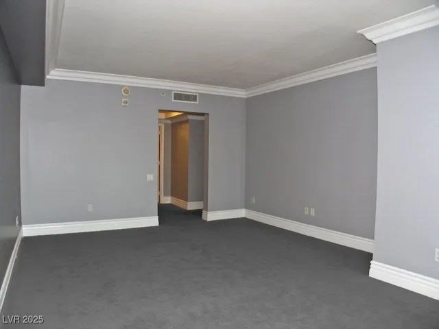 $4,350 | 2747 Paradise Road, Unit 502, Las Vegas, NV 89109