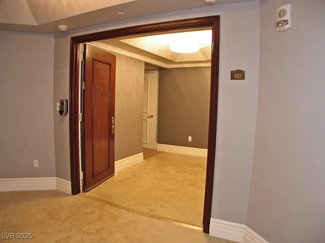 $4,350 | 2747 Paradise Road, Unit 502, Las Vegas, NV 89109