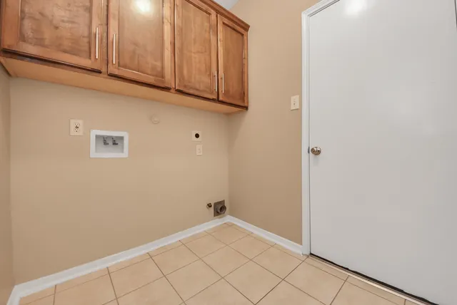 $2,900 | 704 Harvard Pointe Drive, League City, TX 77573