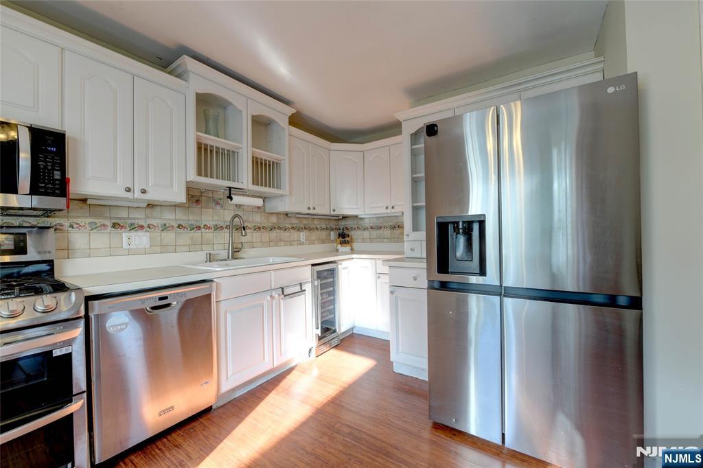 37 Bound Brook Road Parsippany, NJ 07054 - Photo 11 of 28 Gallery Image 11
