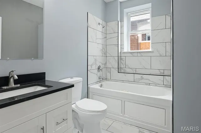 $274,900 | 4112 West Belle Place, St. Louis, MO 63108