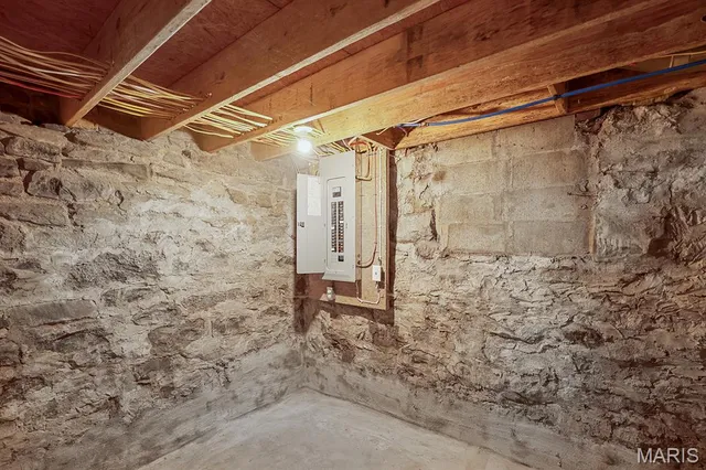 $274,900 | 4112 West Belle Place, St. Louis, MO 63108