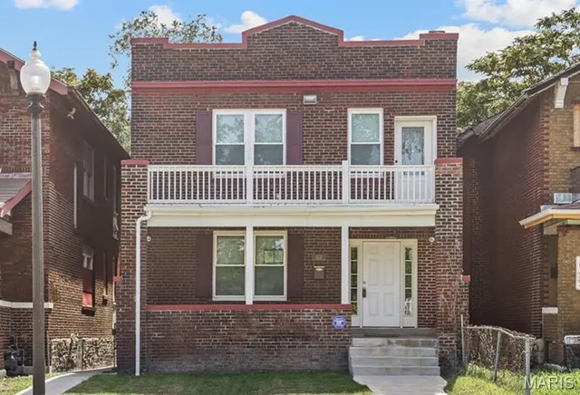 $274,900 | 4112 West Belle Place, St. Louis, MO 63108