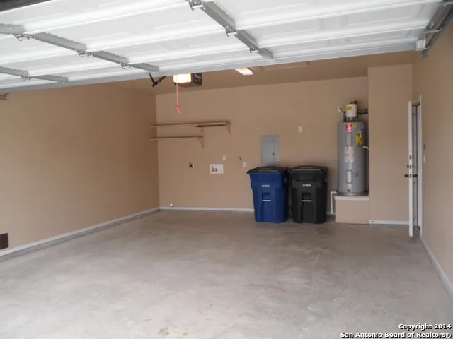 a view of back yard of the house