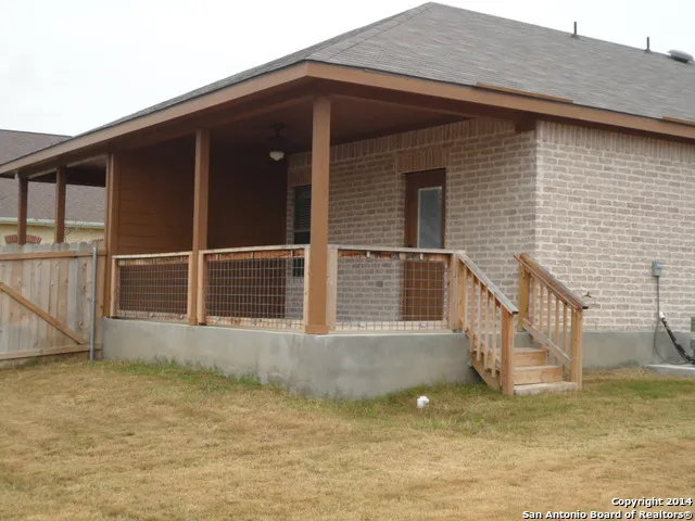 $1,450 | 210 Stone Gate Drive, New Braunfels, TX 78130