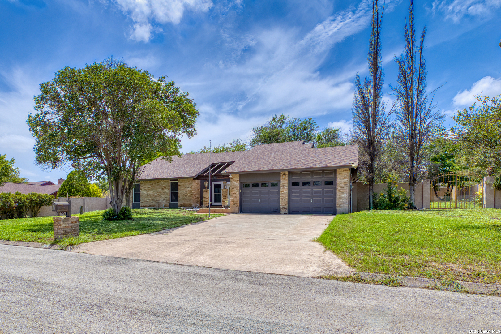 208 Echo Valley Drive Del Rio, TX 78840 - Photo 6 of 38