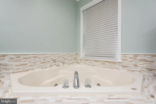 $485,000 | 24749 Woods Drive, Denton, MD 21629