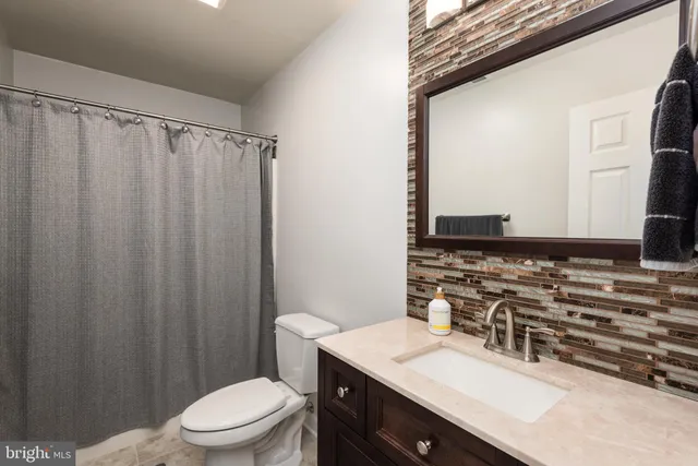 $485,000 | 24749 Woods Drive, Denton, MD 21629