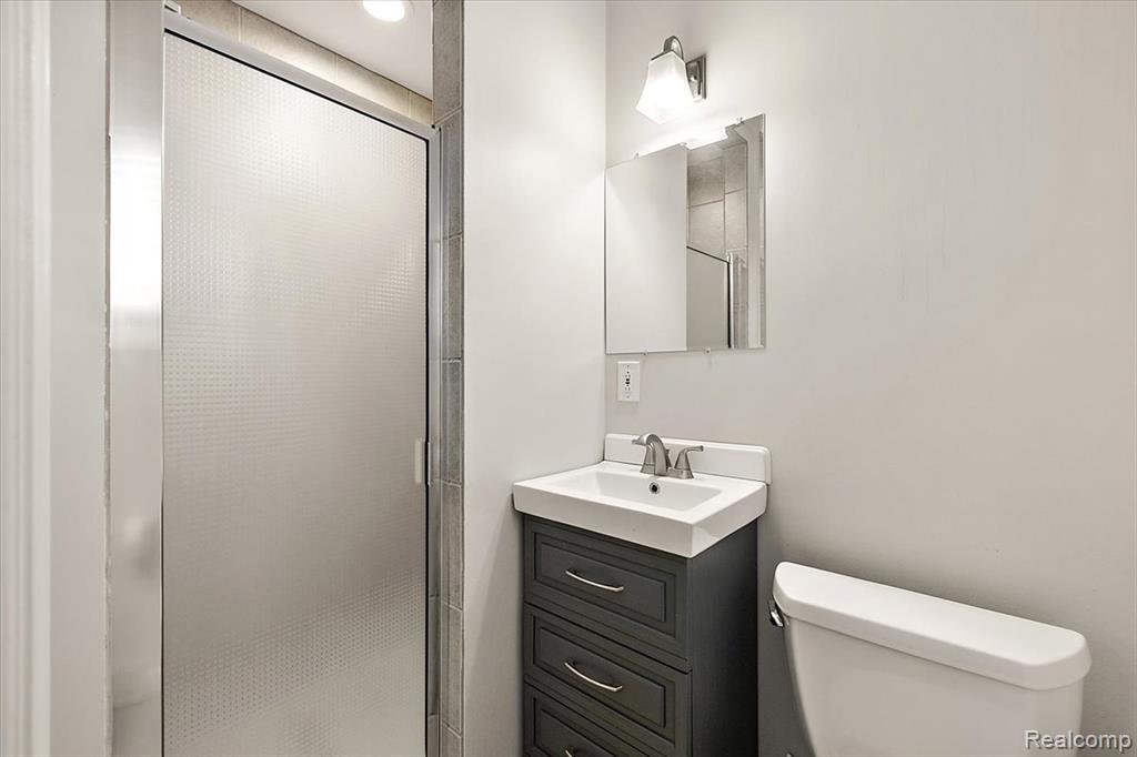 3267 Greentree Road Bloomfield Hills, MI 48304 - Photo 37 of 75