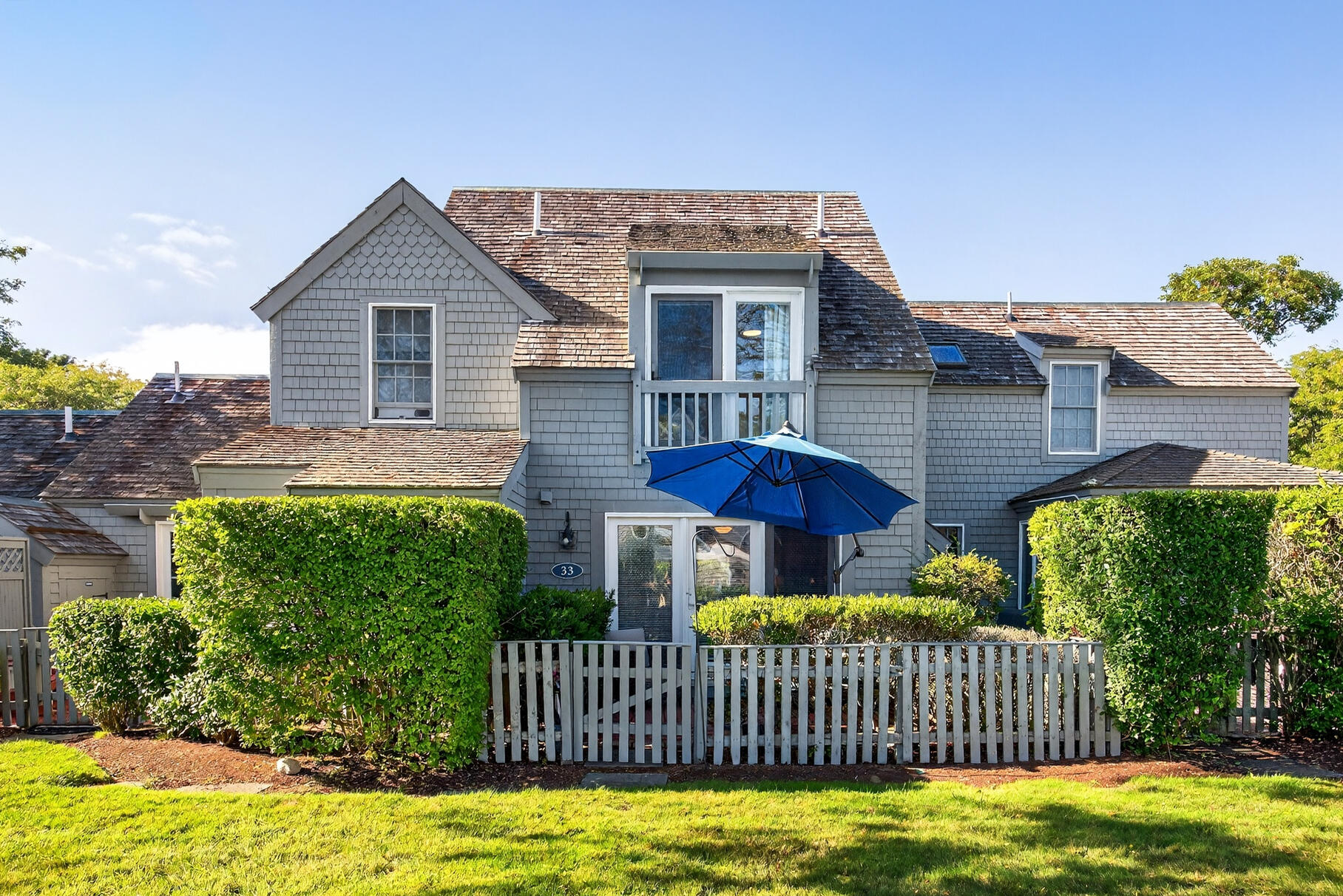 33 Landmark Avenue Mashpee, MA 02649 - Photo 2 of 46 017_PF0A4972