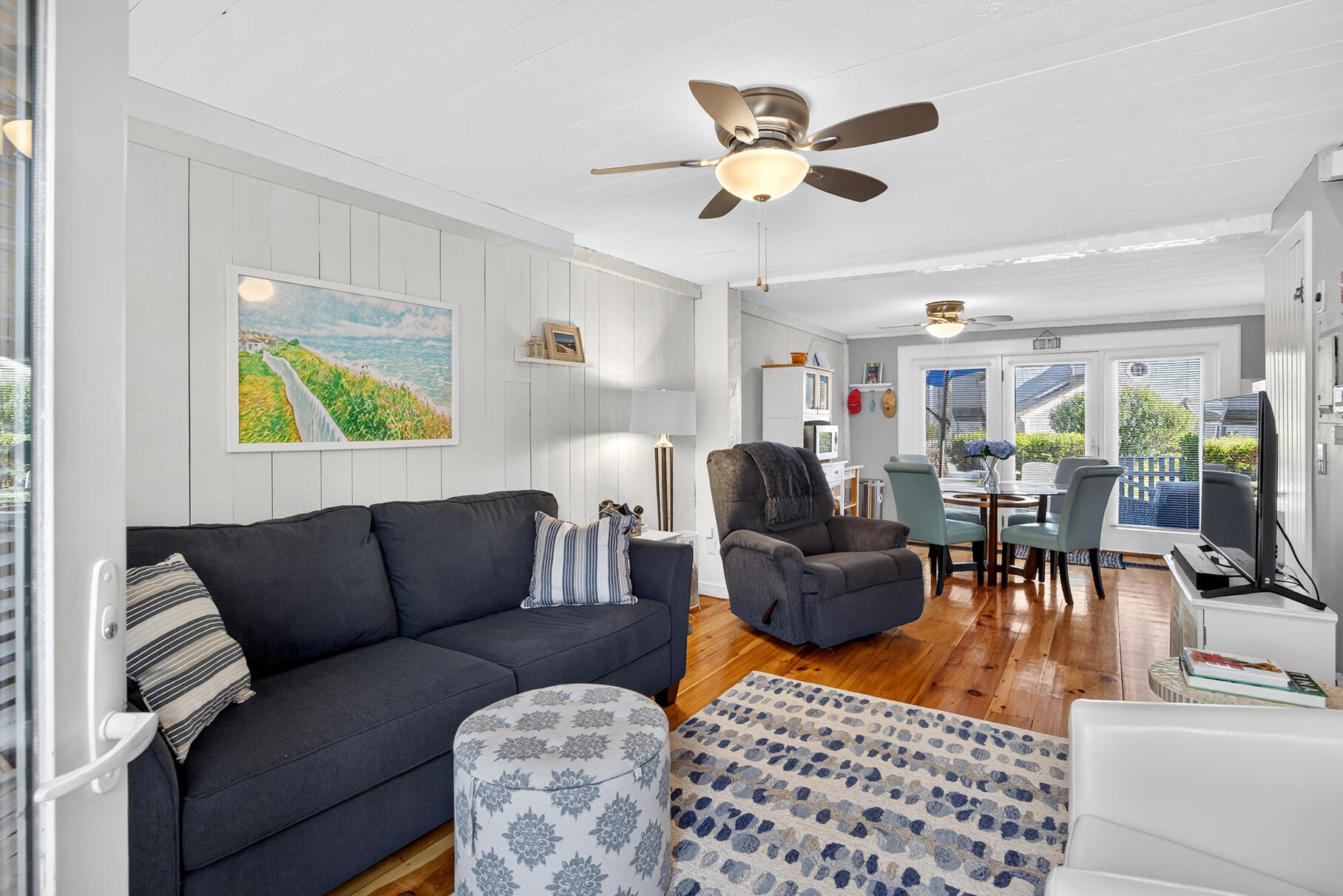 33 Landmark Avenue Mashpee, MA 02649 - Photo 5 of 46 020_PF0A4976