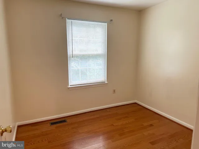 $2,500 | 18437 Mayapple Court, Gaithersburg, MD 20879