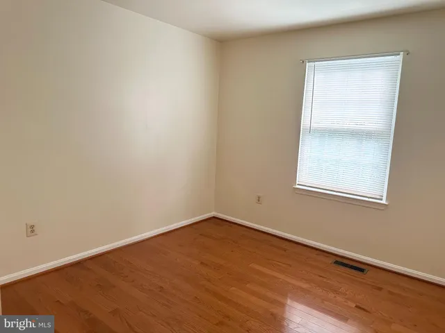 $2,500 | 18437 Mayapple Court, Gaithersburg, MD 20879