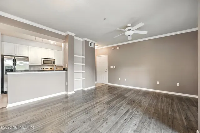 $164,999 | 8539 Gate Parkway West, Unit 1435, Jacksonville, FL 32216