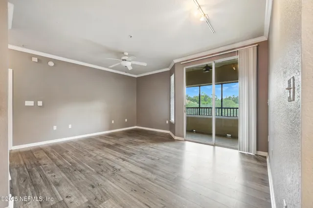 $164,999 | 8539 Gate Parkway West, Unit 1435, Jacksonville, FL 32216