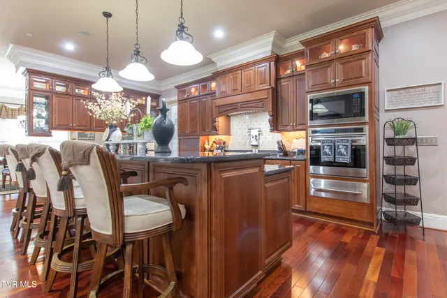 $2,299,000 | 132 Westover Drive, Bristol, TN 37620