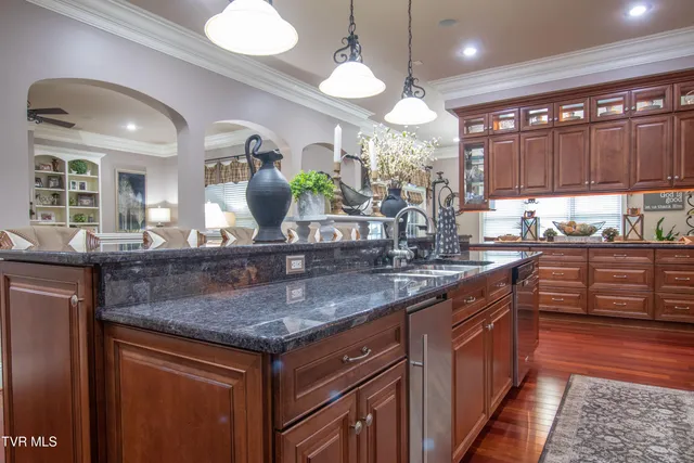 $2,299,000 | 132 Westover Drive, Bristol, TN 37620