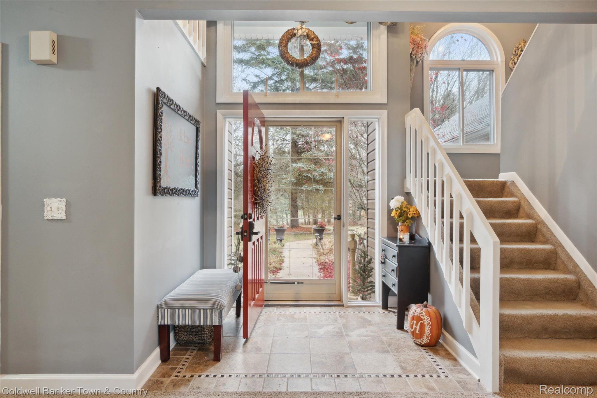 Large Foyer