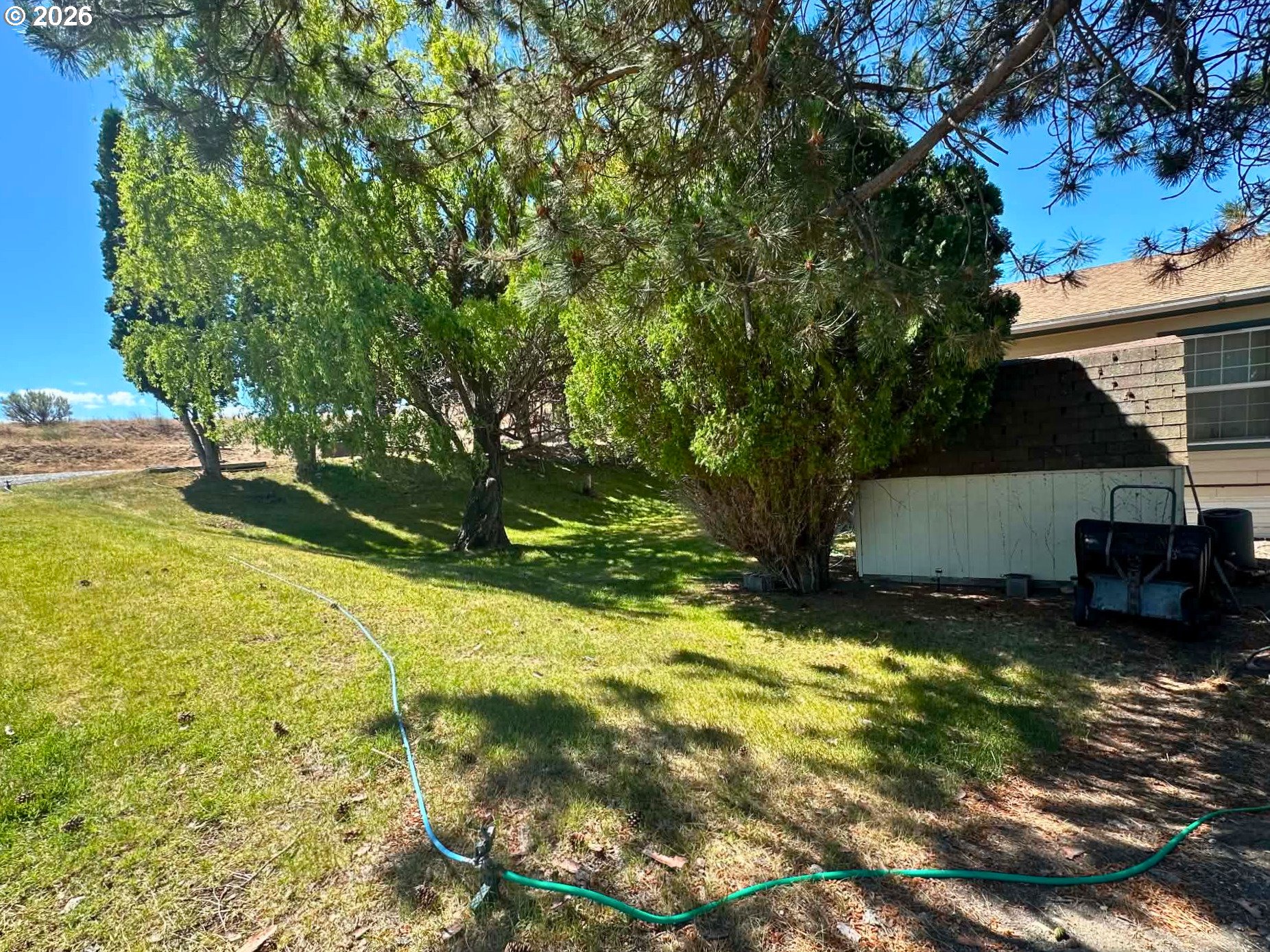 82276 Hat Rock Road Hermiston, OR 97838 - Photo 3 of 19 Yard