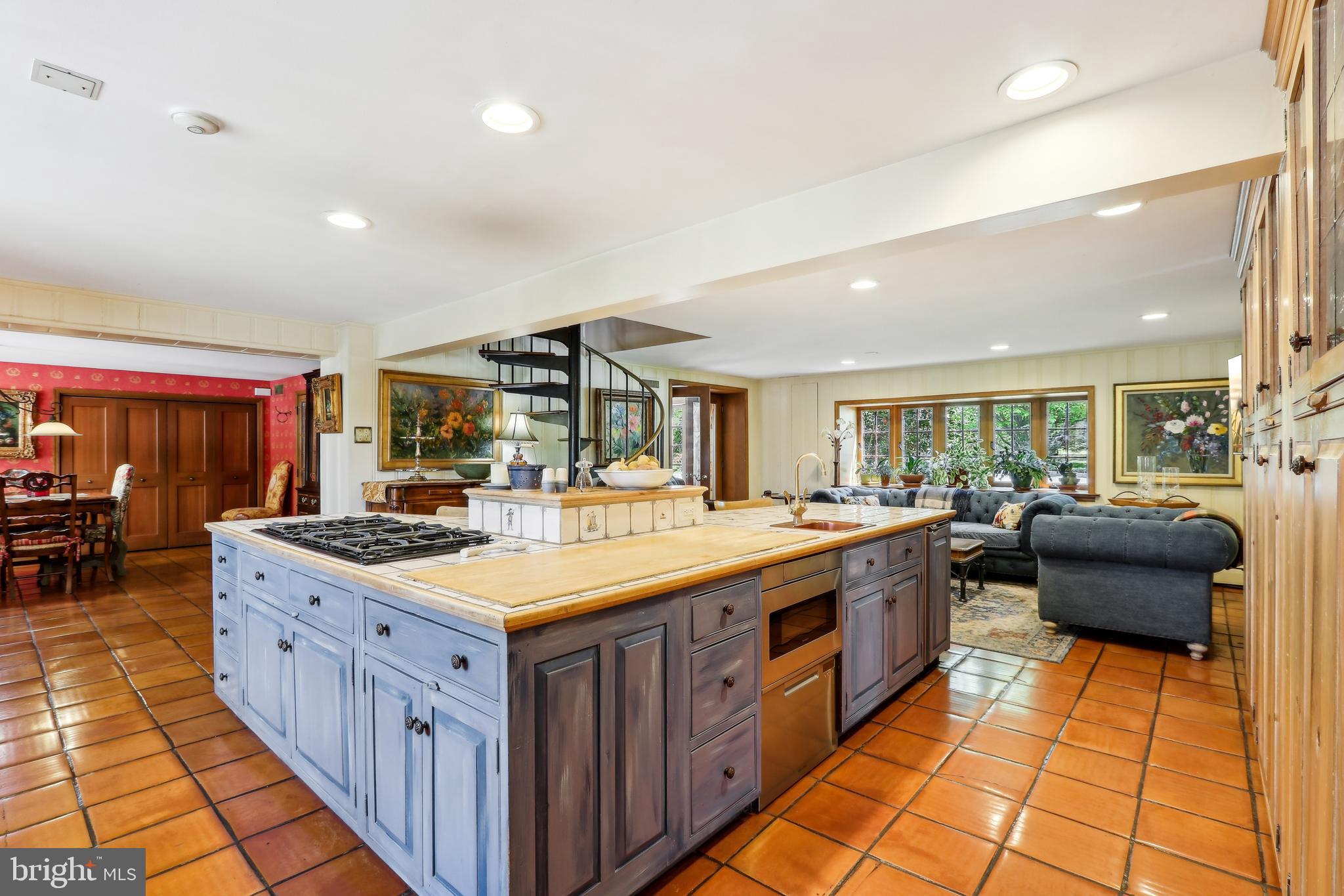 1536 Warner Road Jenkintown, PA 19046 - Photo 21 of 83 perfect prep area/counter seating in kitchen