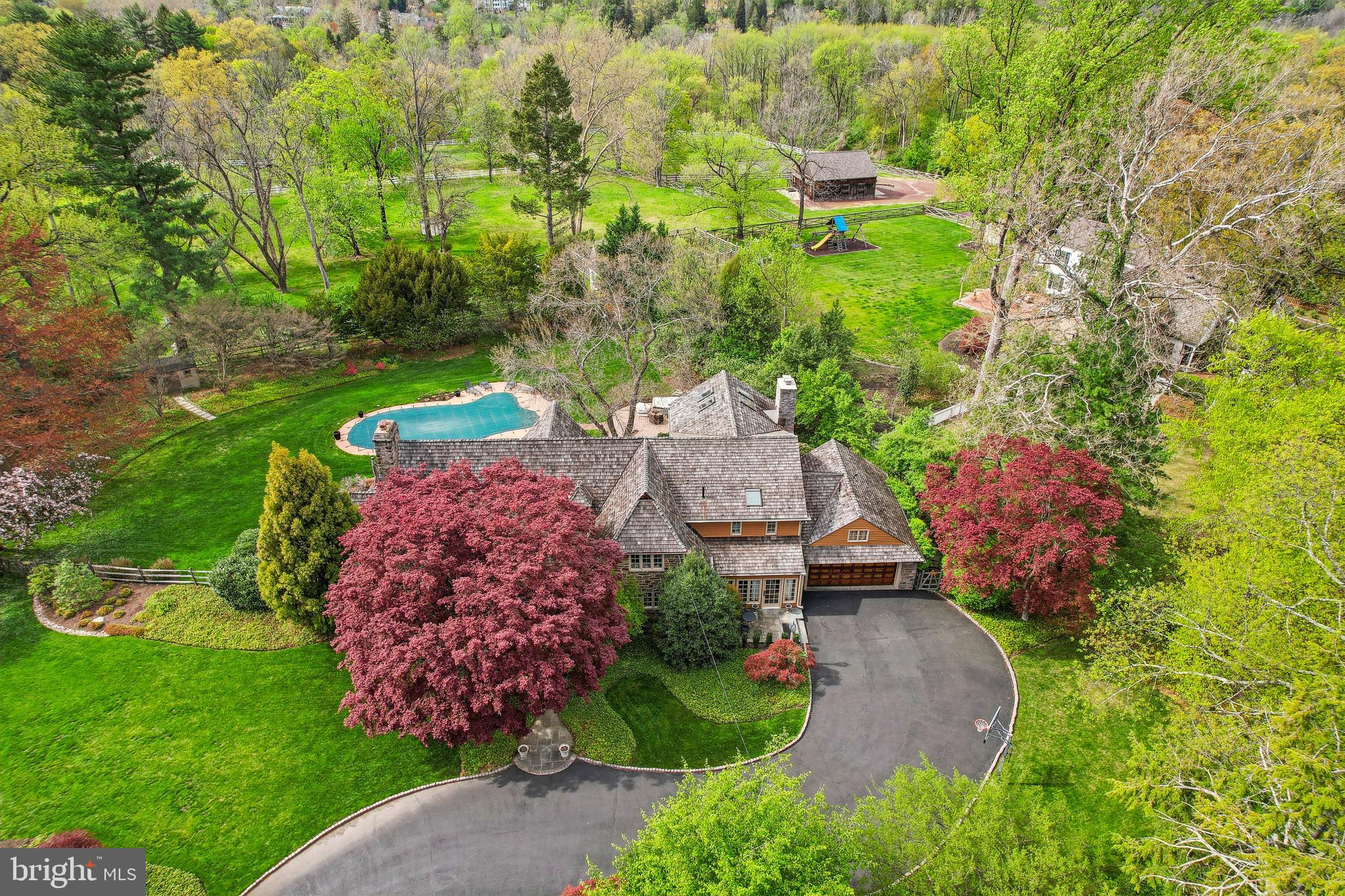 1536 Warner Road Jenkintown, PA 19046 - Photo 77 of 83 Would you like to park in this driveway each day?