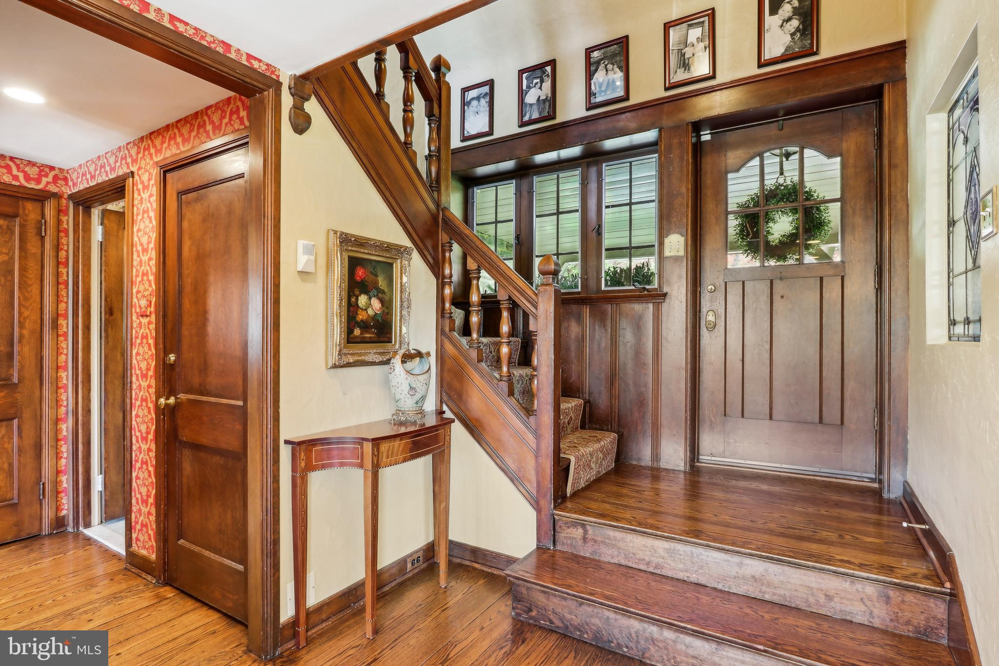 1536 Warner Road Jenkintown, PA 19046 - Photo 8 of 83 front center entry