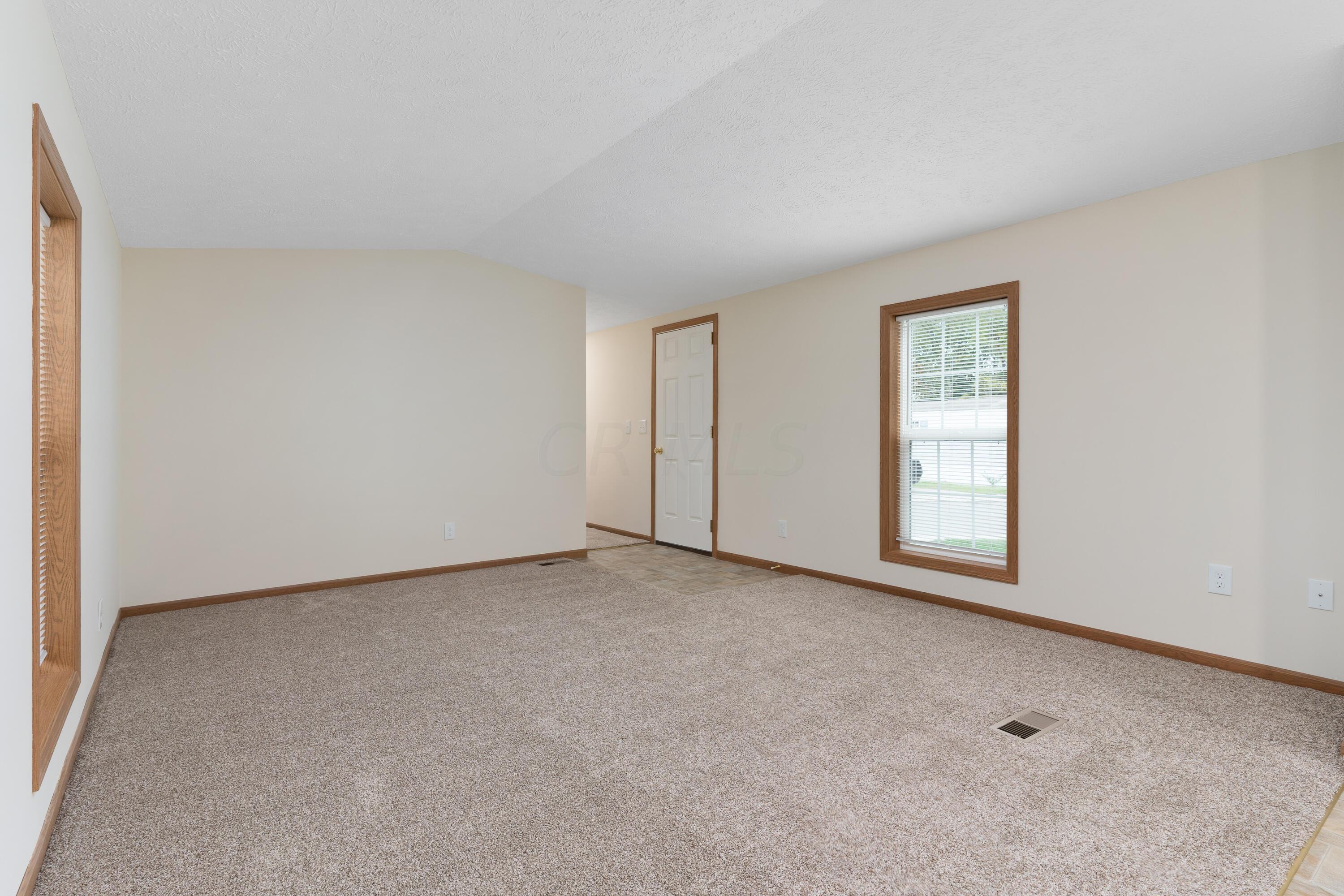 14 Spring Lake Court Delaware, OH 43015 - Photo 6 of 26 14 Spring Lake Ct_MLS_6