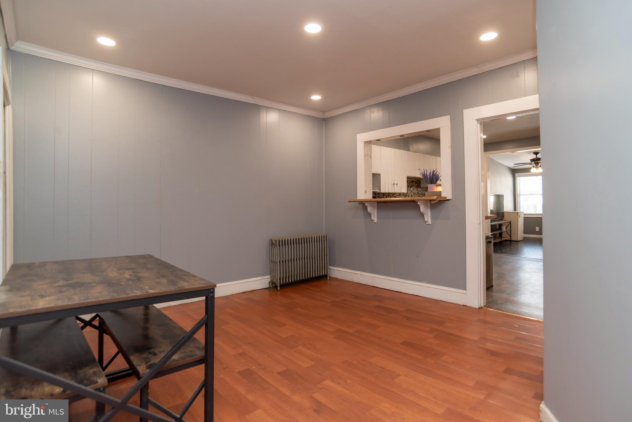 435 Cedar Street Bristol, PA 19007 - Photo 6 of 32