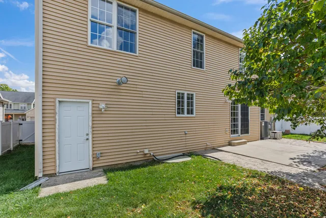 $399,900 | 1411 North Brookhaven Drive, Mahomet, IL 61853