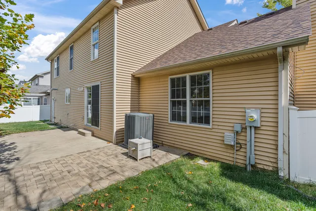 $399,900 | 1411 North Brookhaven Drive, Mahomet, IL 61853