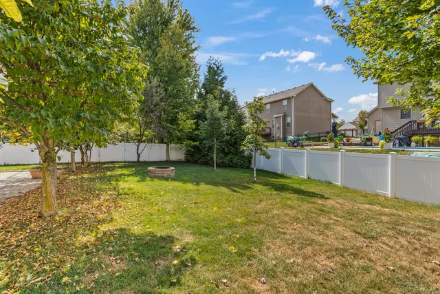 $399,900 | 1411 North Brookhaven Drive, Mahomet, IL 61853