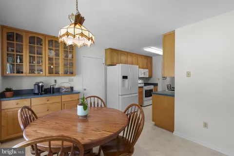 $700,000 | 9008 Edgewood Drive, Gaithersburg, MD 20877