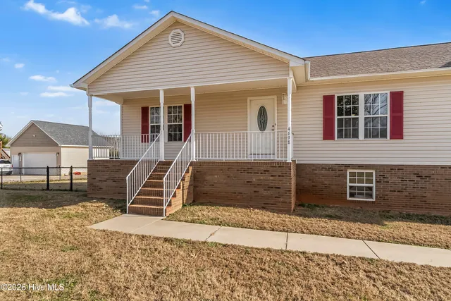 $335,000 | 4698 Grace Chapel Road, Granite Falls, NC 28630