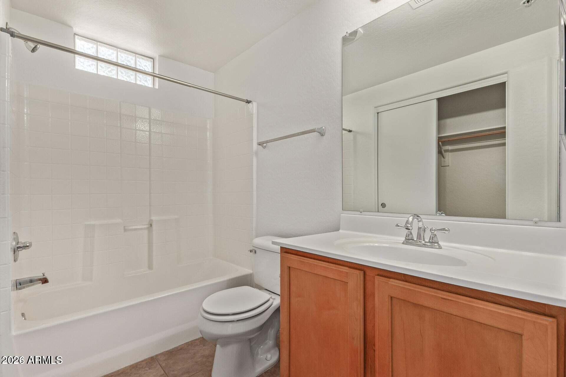 3250 West Greenway Road, Unit 144 Phoenix, AZ 85053 - Photo 21 of 25 IMG_9699
