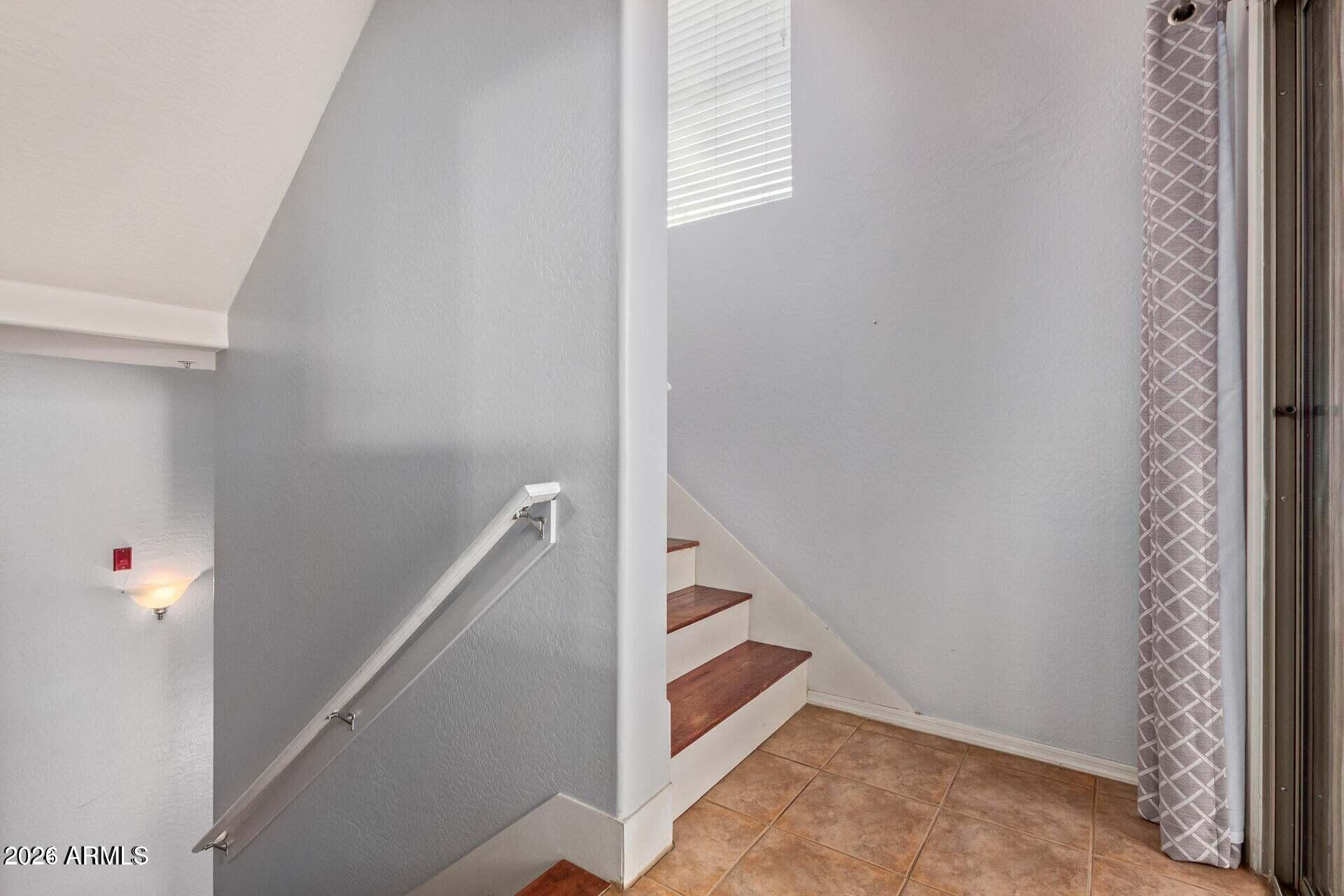 3250 West Greenway Road, Unit 157 Phoenix, AZ 85053 - Photo 4 of 25 Photo #4