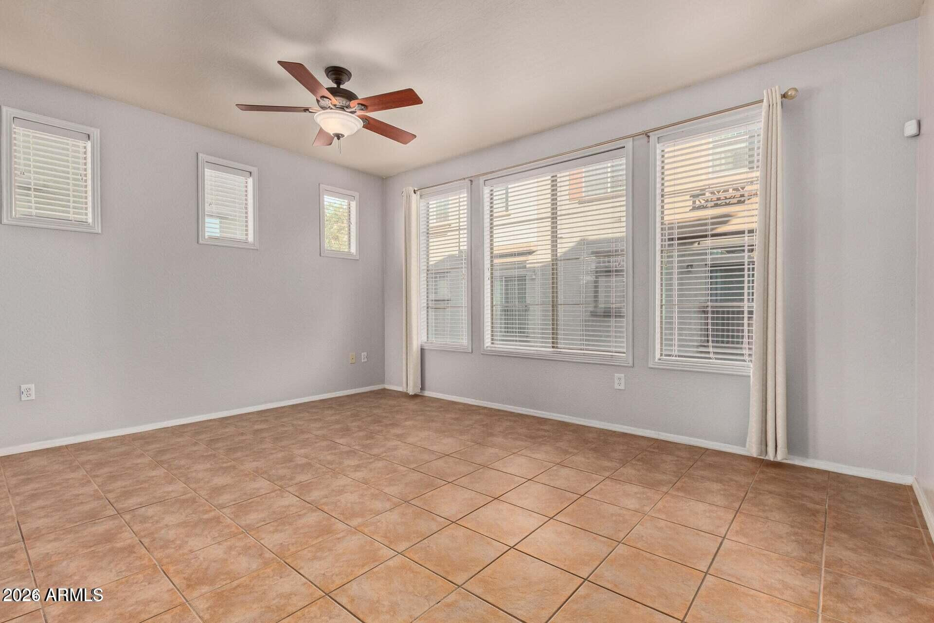 3250 West Greenway Road, Unit 157 Phoenix, AZ 85053 - Photo 8 of 25 Photo #8