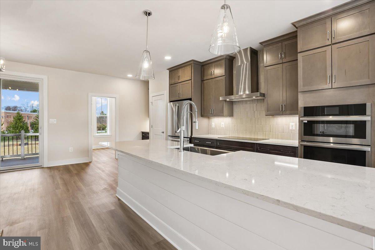 102 Allen Lane Poolesville, MD 20837 - Photo 19 of 76 Chef's Kitchen