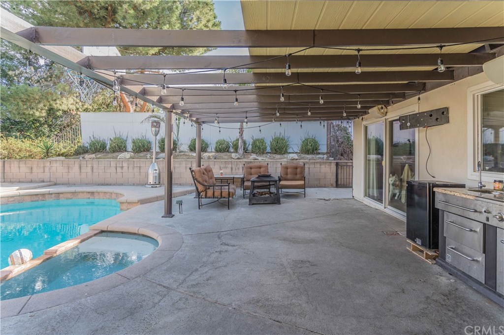 302 Briar Creek Road Diamond Bar, CA 91765 - Photo 13 of 19