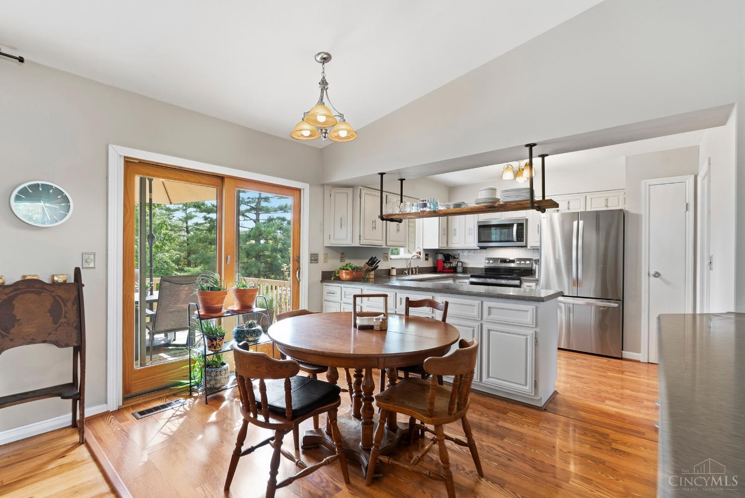 4925 Springdale Road Cincinnati, OH 45251 - Photo 14 of 67 Gallery Image 14