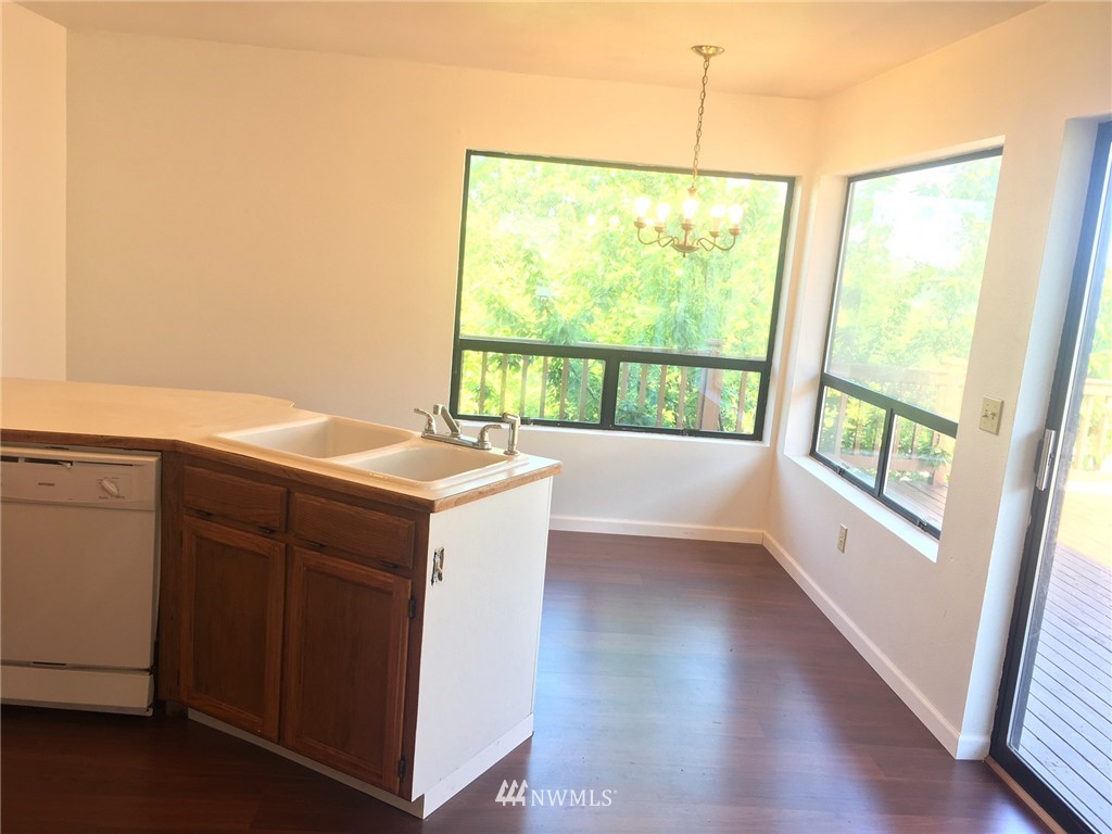 435 Renton Avenue South Renton, WA 98057 - Photo 5 of 20