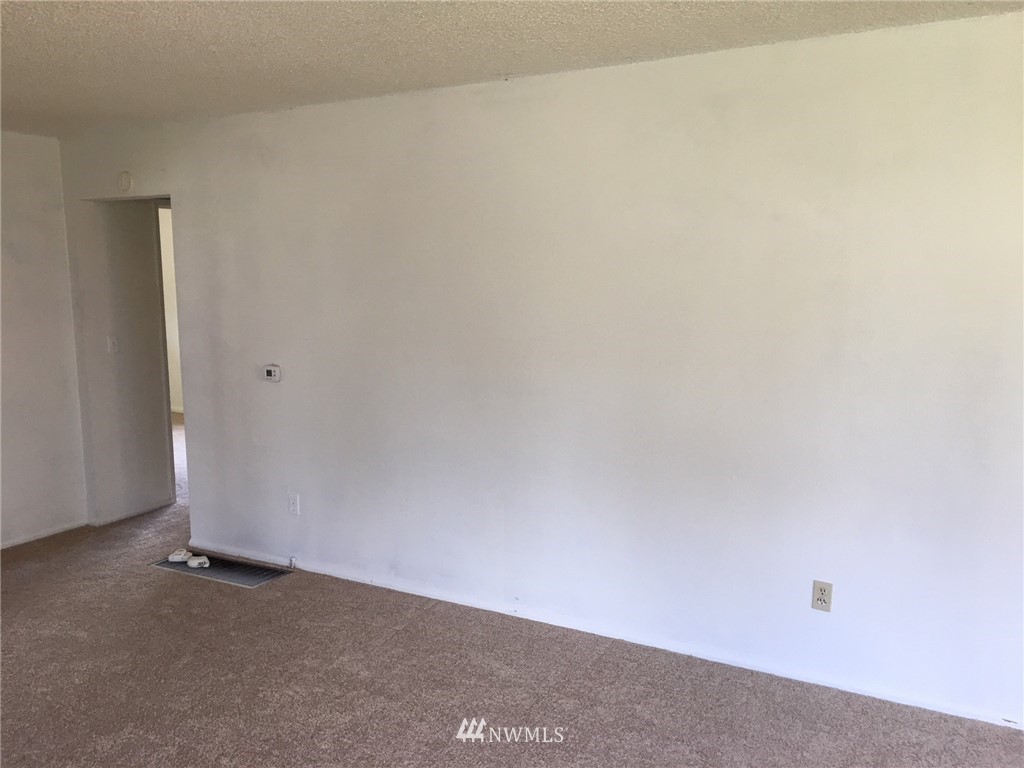 435 Renton Avenue South Renton, WA 98057 - Photo 9 of 20