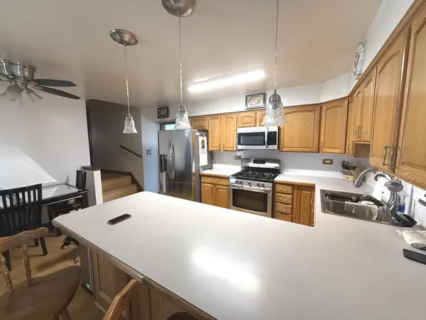 $429,000 | 3044 Halifax Avenue, Westchester, IL 60154